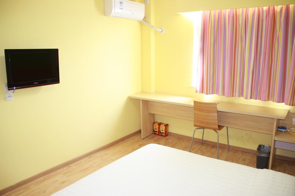 7Days Inn Guiyang Guanshui Road 2Nd Branch Zewnętrze zdjęcie